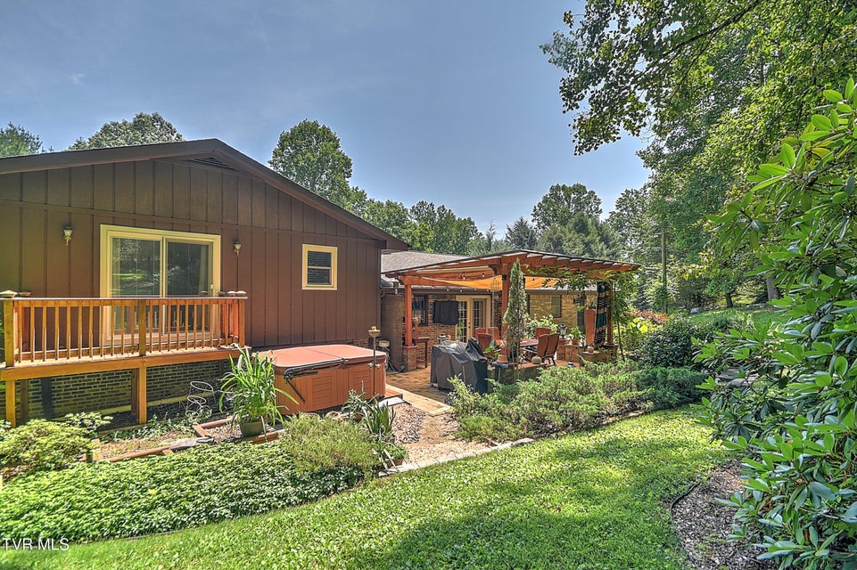 Photo #44: 4700 Weaver Pike