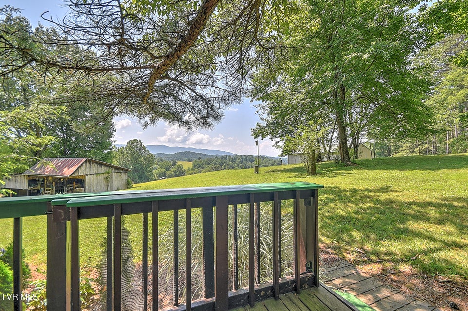 Photo #63: 4700 Weaver Pike