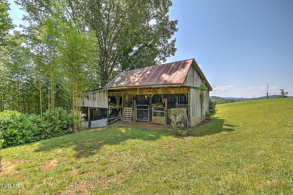 Photo #65: 4700 Weaver Pike