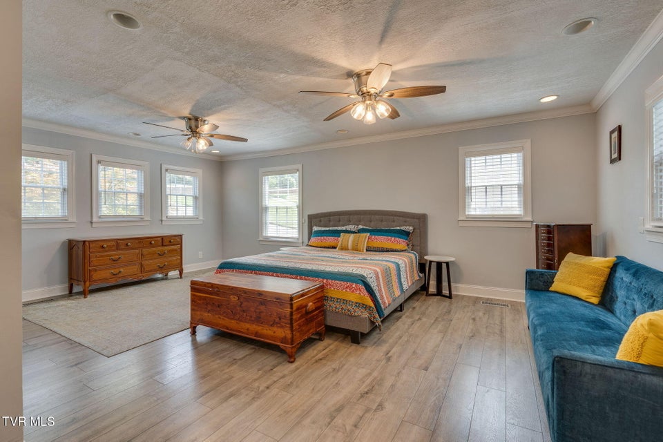Photo #16: 1121 Watauga Street