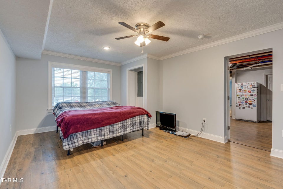 Photo #38: 1121 Watauga Street