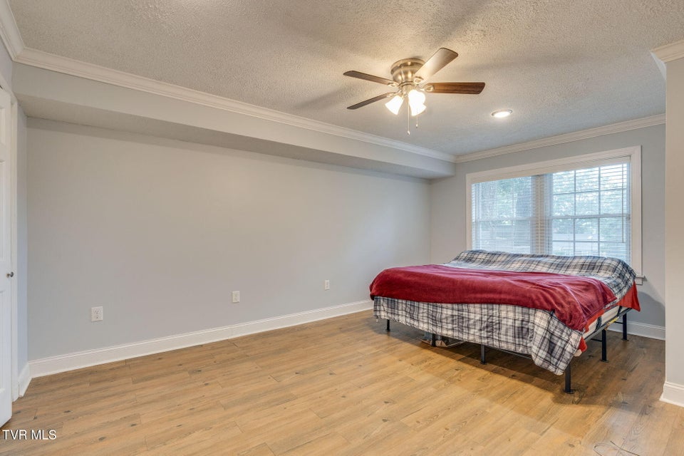 Photo #39: 1121 Watauga Street