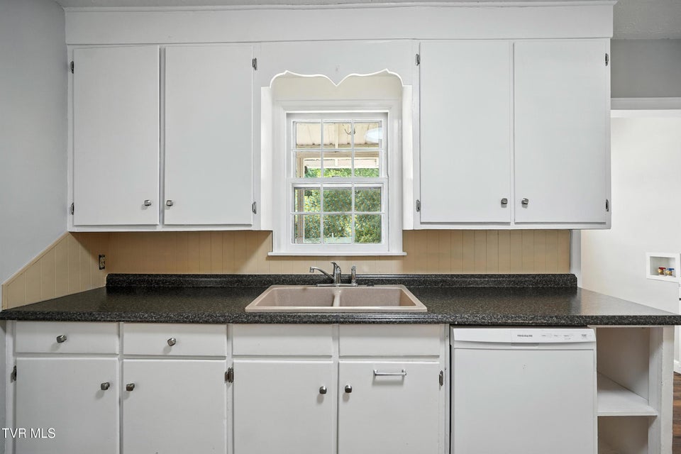 Photo #12: 1340 Wateree Street