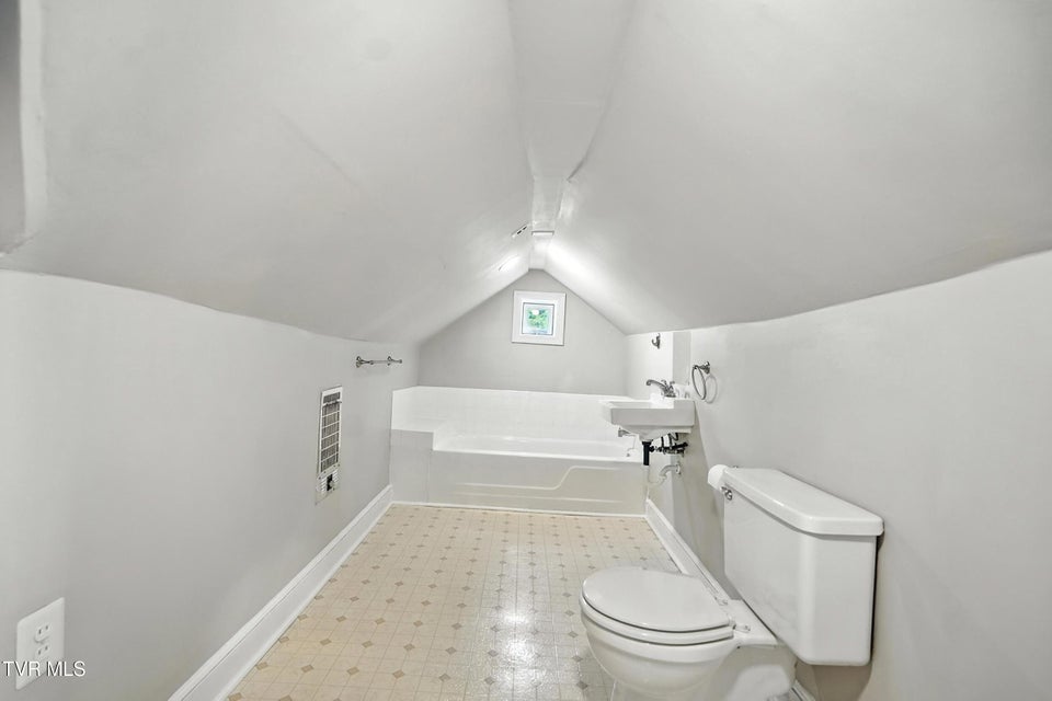 Photo #24: 1340 Wateree Street