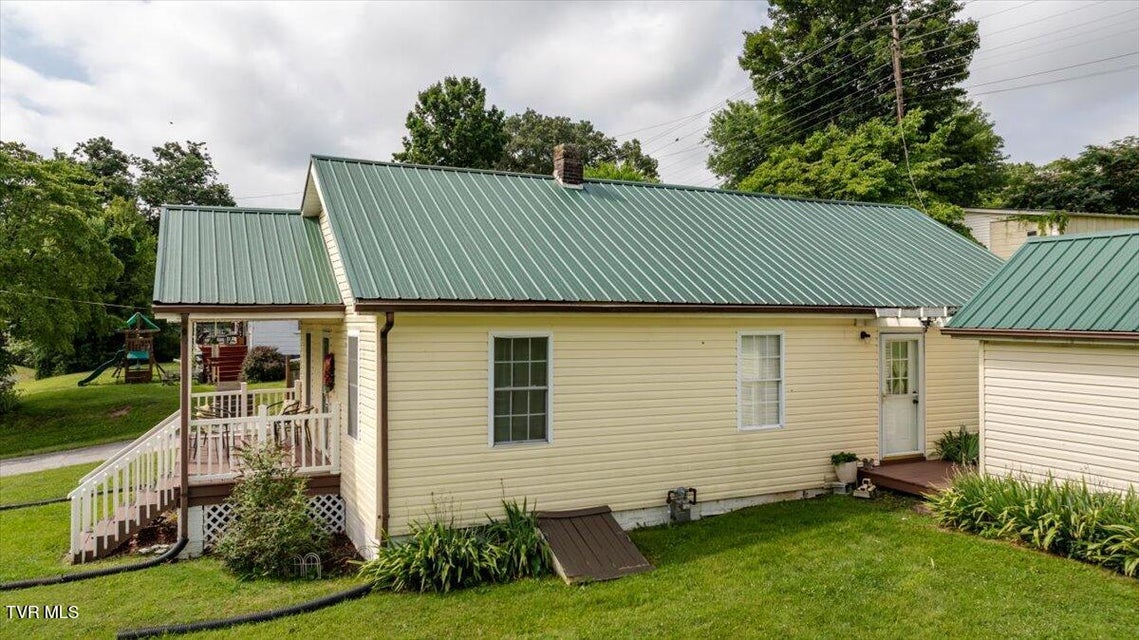 Photo #6: 303 Old Union Road