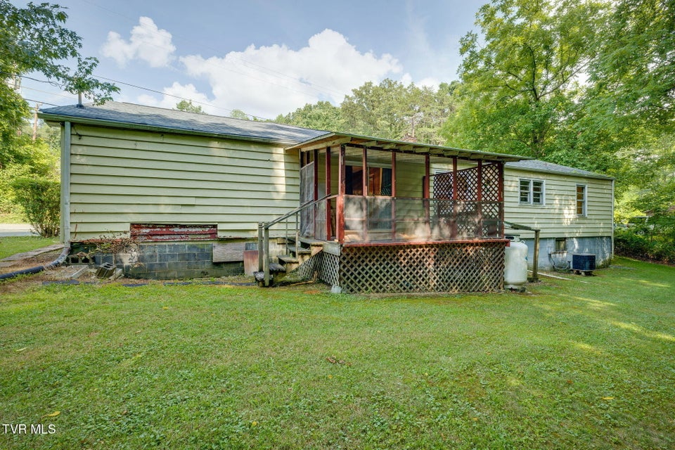 Photo #27: 1000 Tranbarger Drive