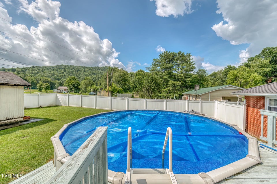 Photo #34: 107 Woodland Drive