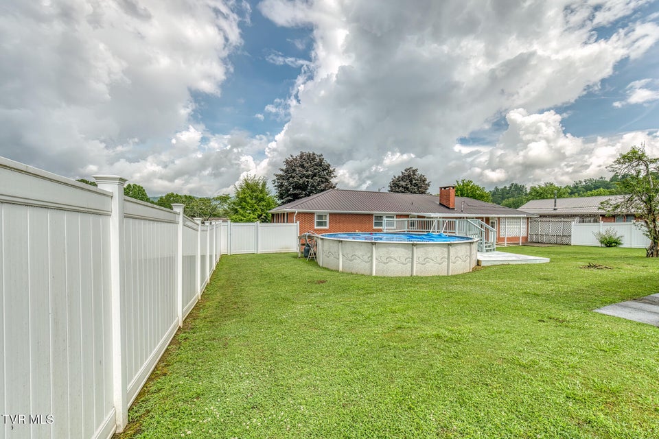 Photo #37: 107 Woodland Drive