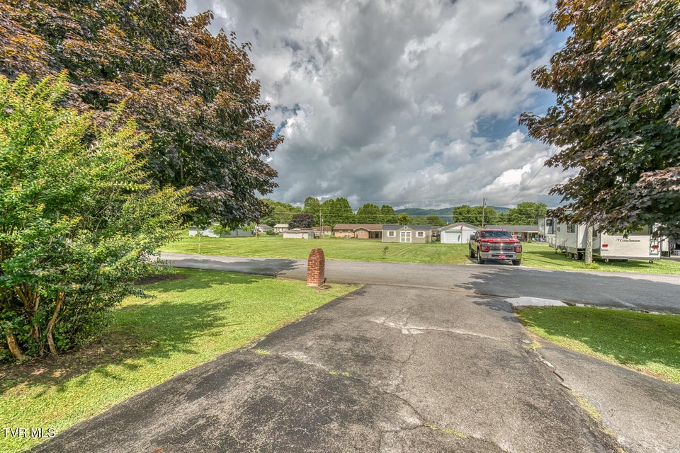 Photo #40: 107 Woodland Drive
