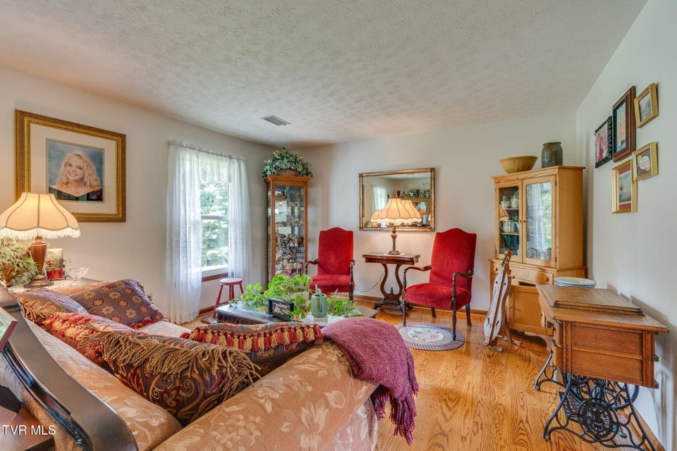 Photo #6: 2129 Philon Drive