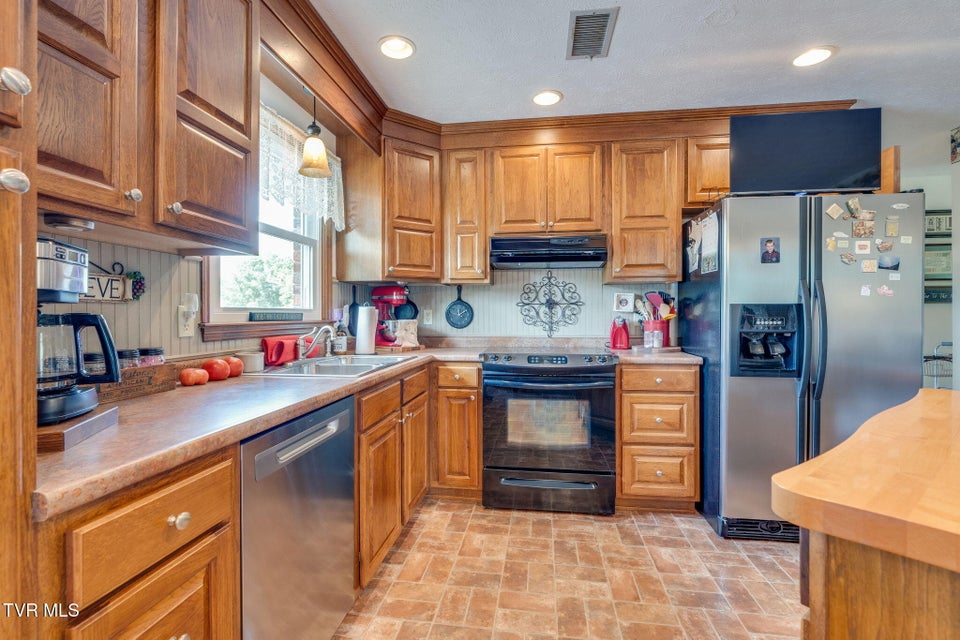Photo #10: 2129 Philon Drive
