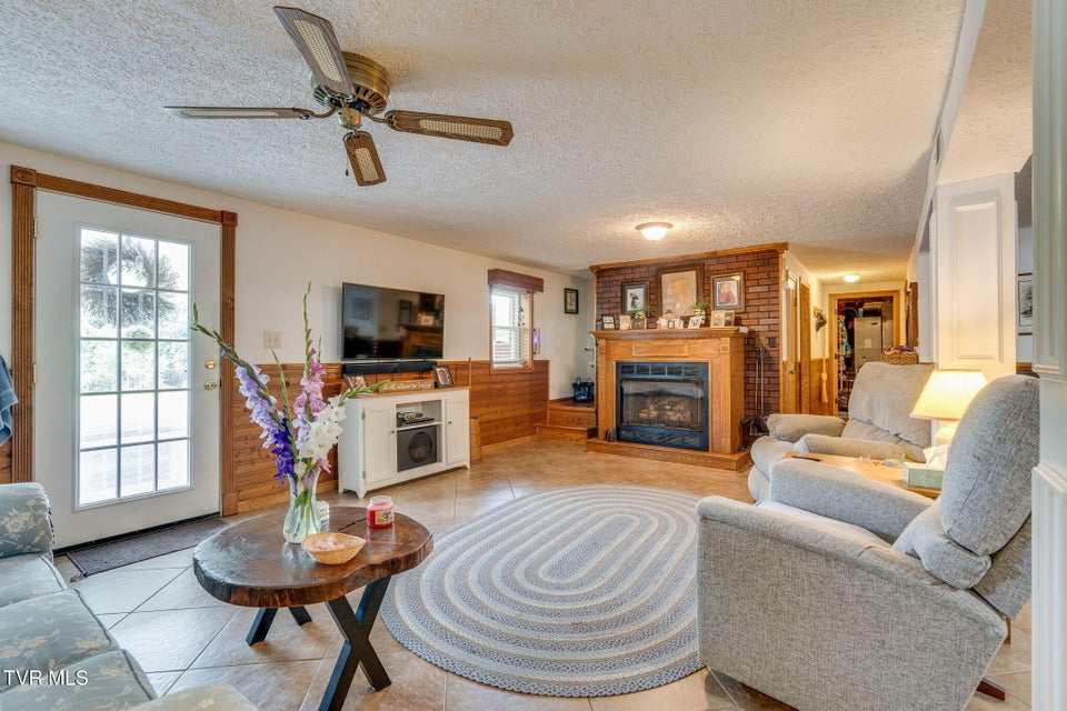 Photo #23: 2129 Philon Drive