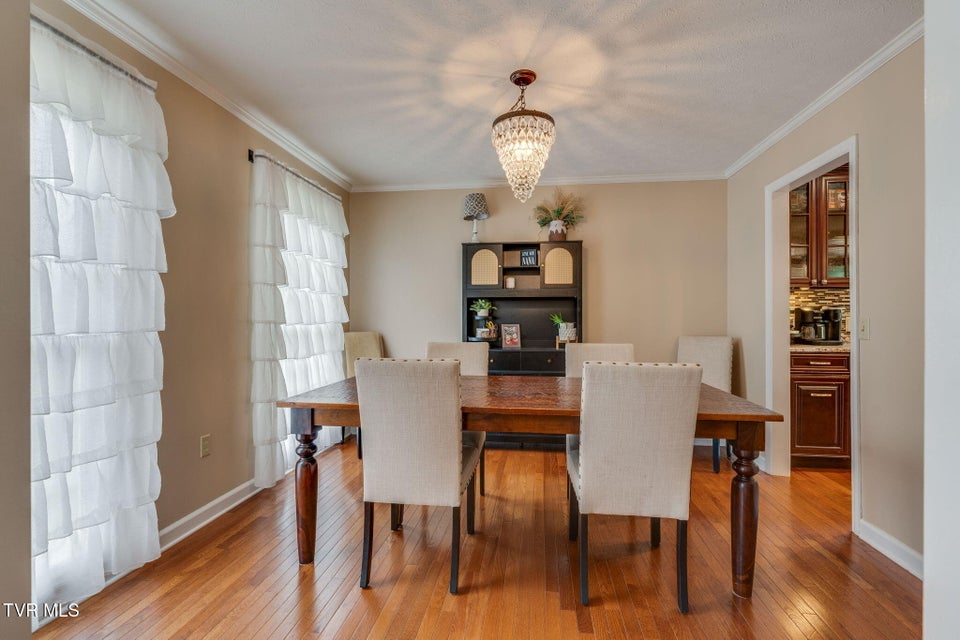 Photo #6: 2424 Rivermont Drive