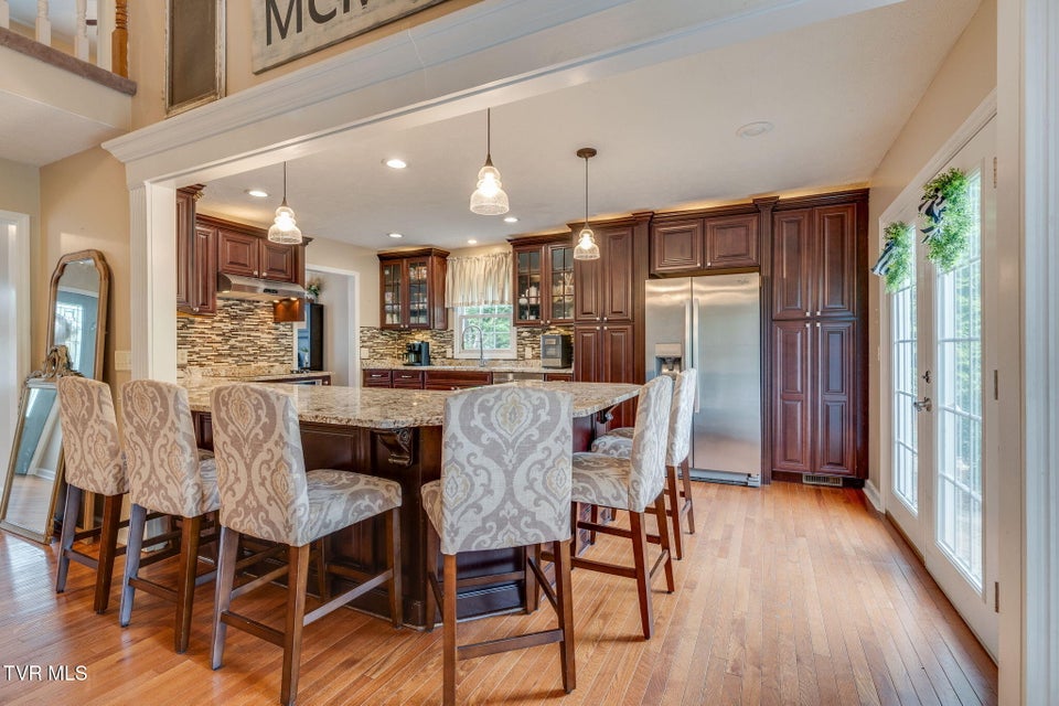 Photo #13: 2424 Rivermont Drive