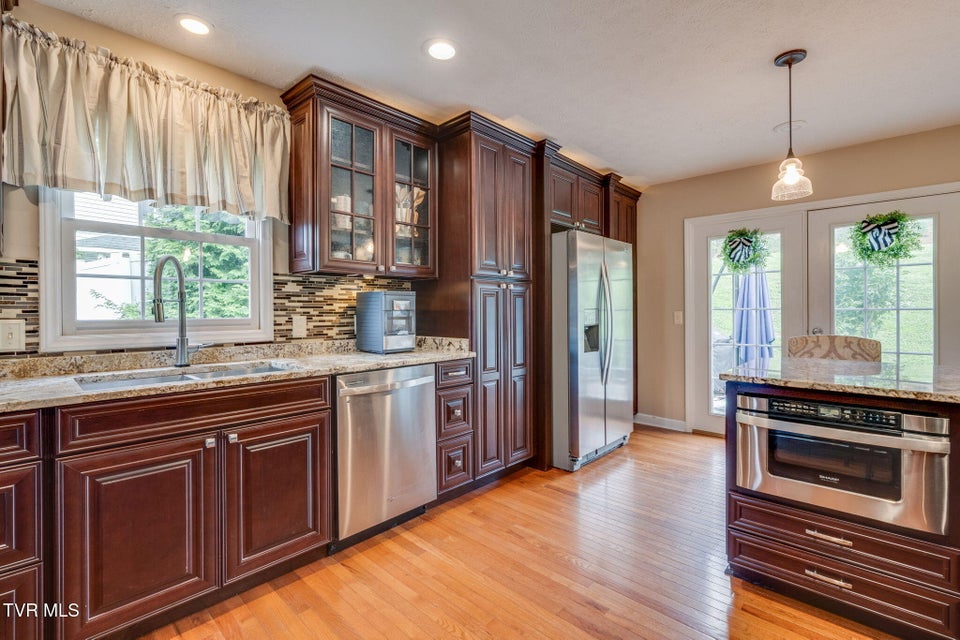 Photo #16: 2424 Rivermont Drive