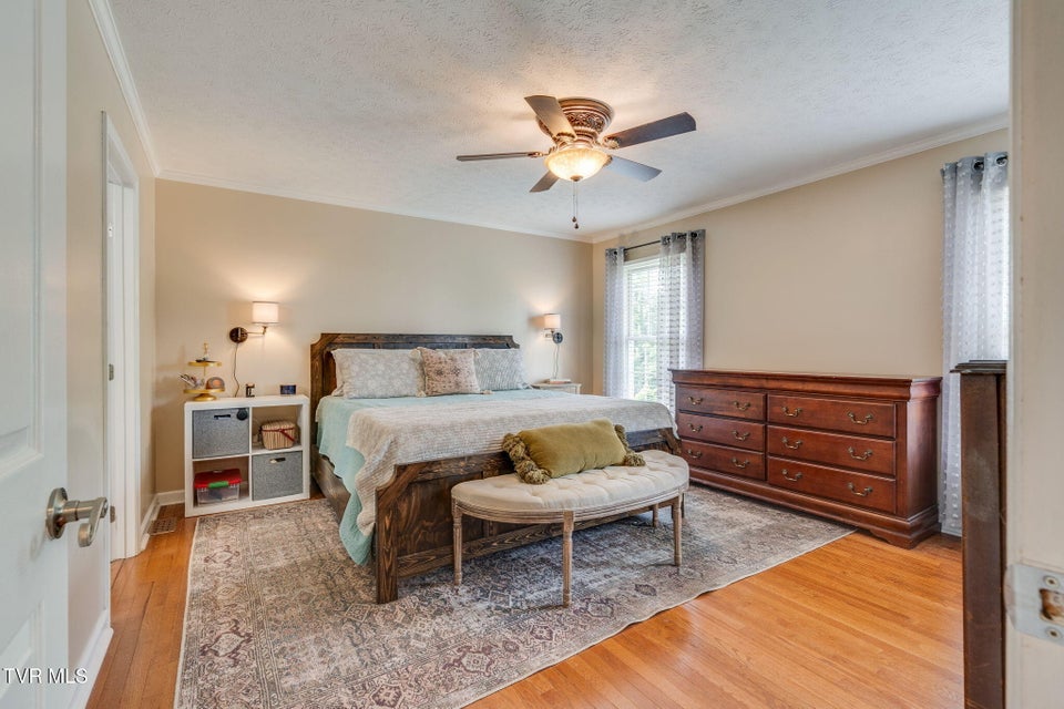 Photo #18: 2424 Rivermont Drive
