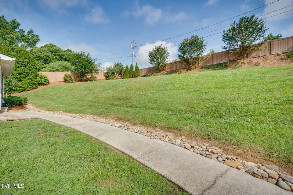 Photo #52: 2424 Rivermont Drive