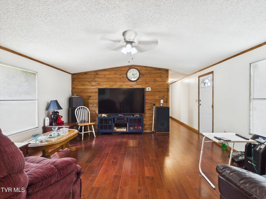 Photo #9: 109 Wampler Street