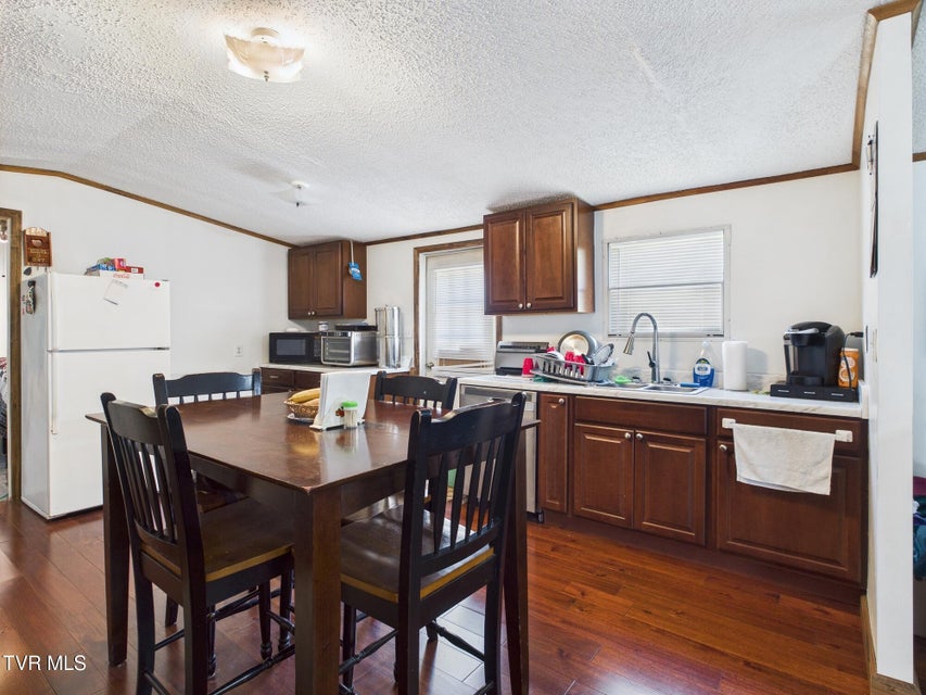 Photo #11: 109 Wampler Street