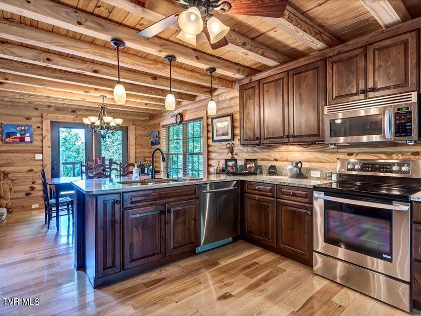 Photo #12: 706 Muskogee Drive