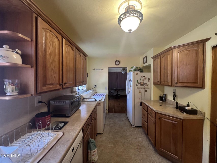 Photo #21: 741 Wood Avenue