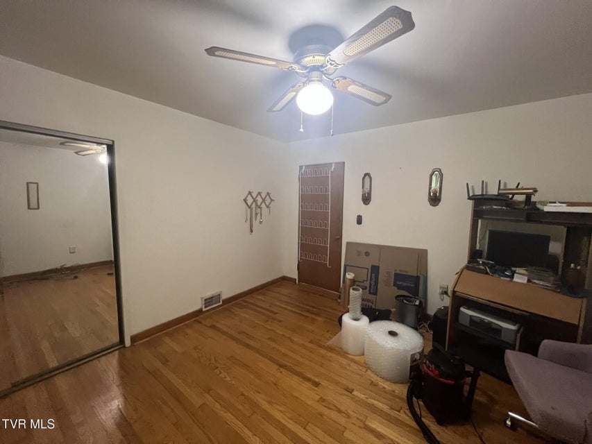 Photo #39: 741 Wood Avenue