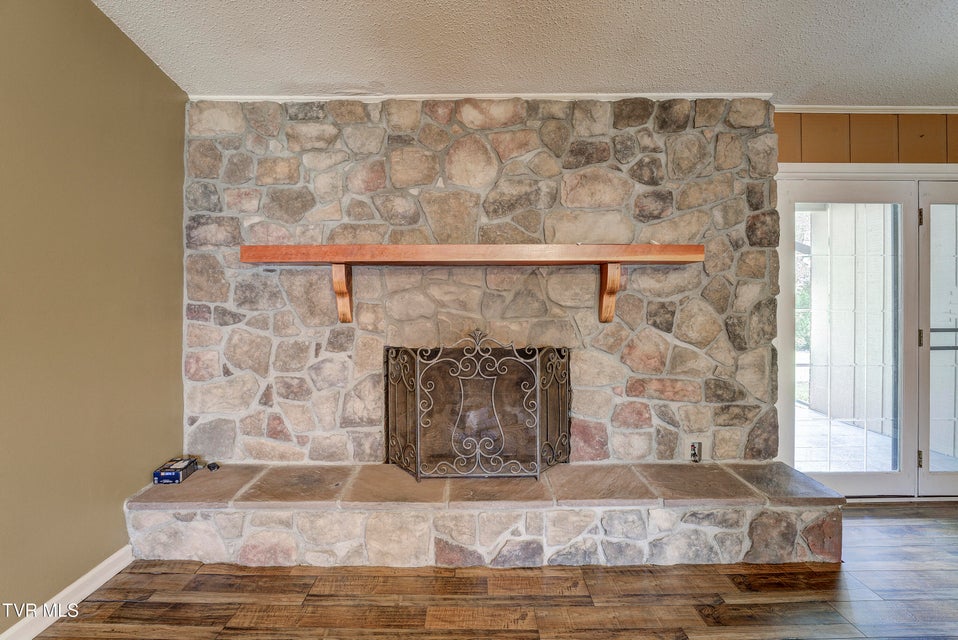 Photo #18: 1019 Somerset Drive
