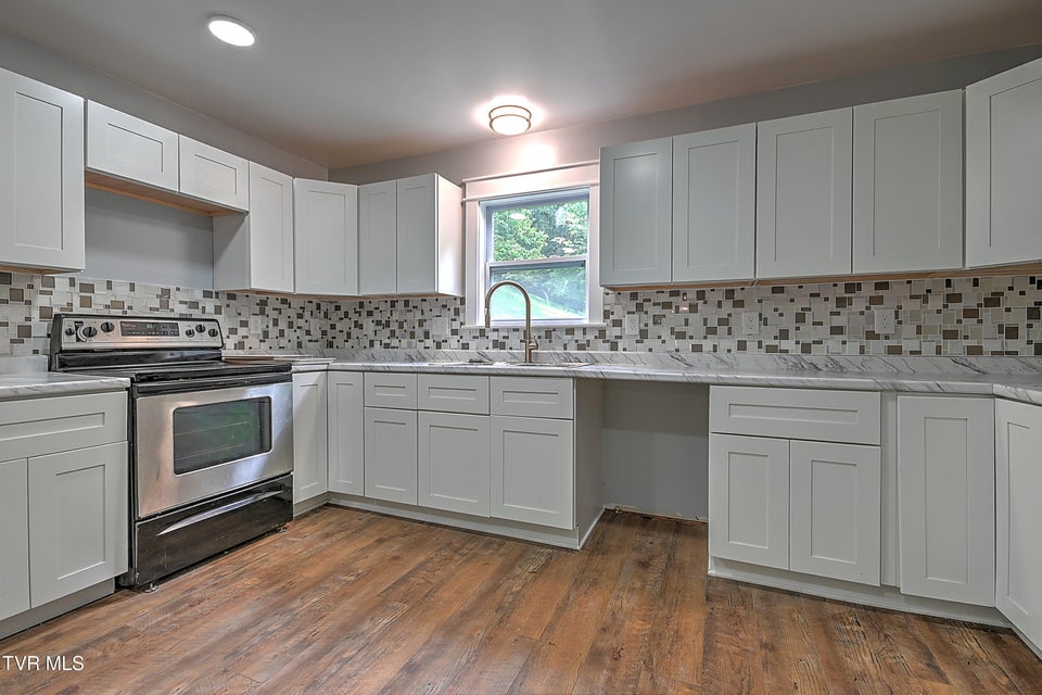Photo #51: 21209 Lime Hill Road