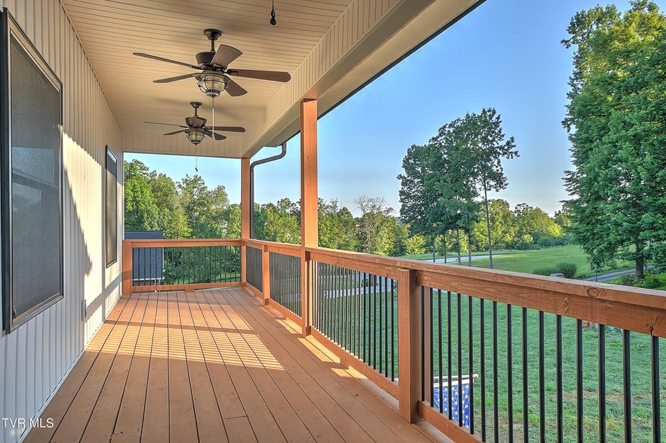 Photo #7: 144 Rosecliff Drive