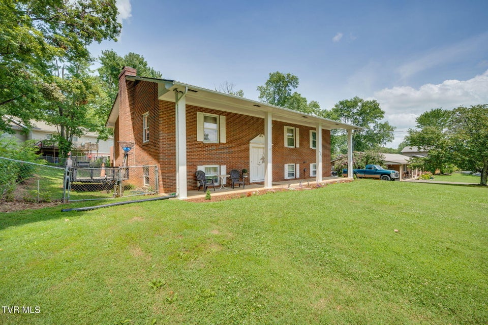 Photo #2: 1806 Dellwood Circle