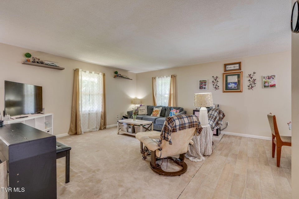Photo #5: 1806 Dellwood Circle