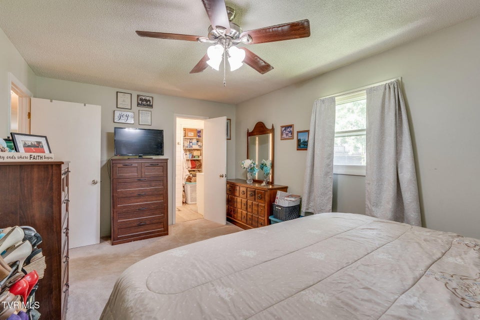 Photo #18: 1806 Dellwood Circle