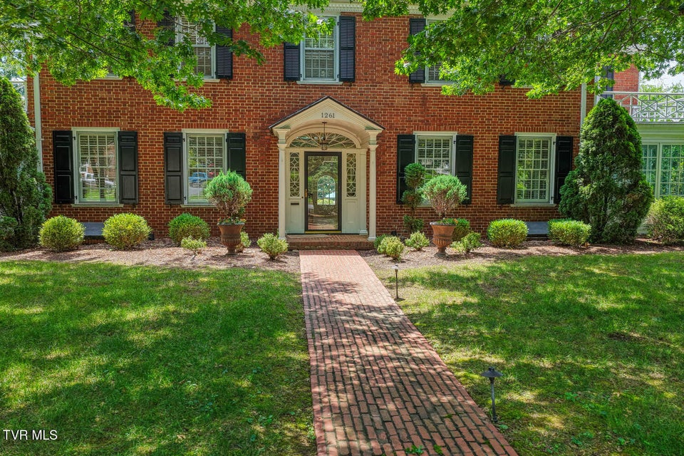 Photo #5: 1261 Watauga Street