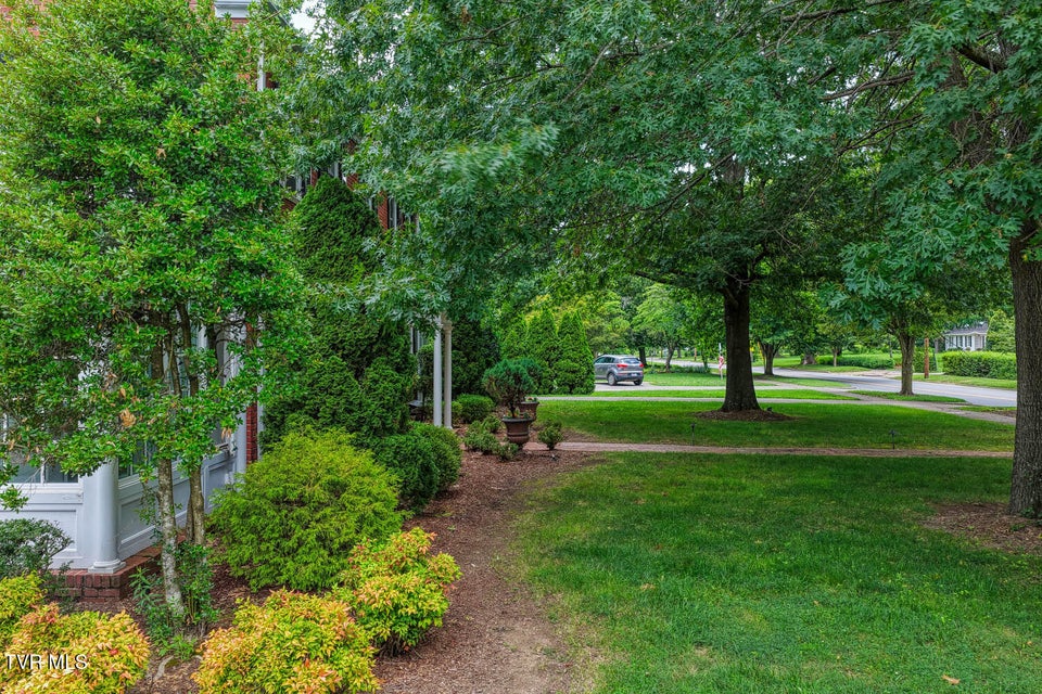 Photo #10: 1261 Watauga Street