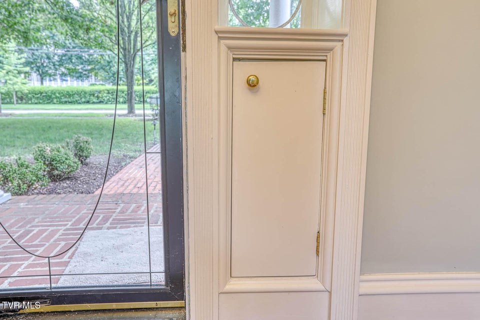 Photo #76: 1261 Watauga Street