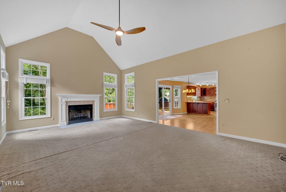 Photo #3: 129 Hillview Court