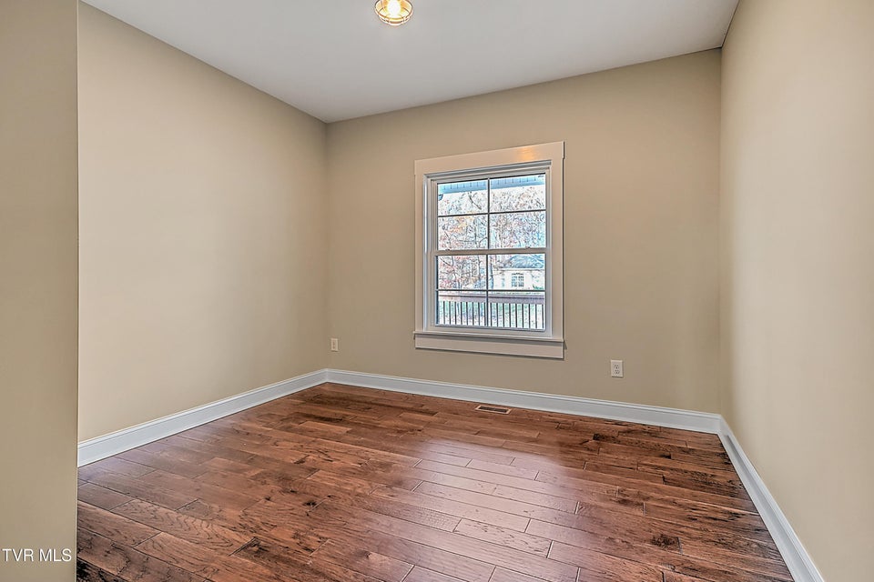 Photo #39: 144 Rosecliff Drive