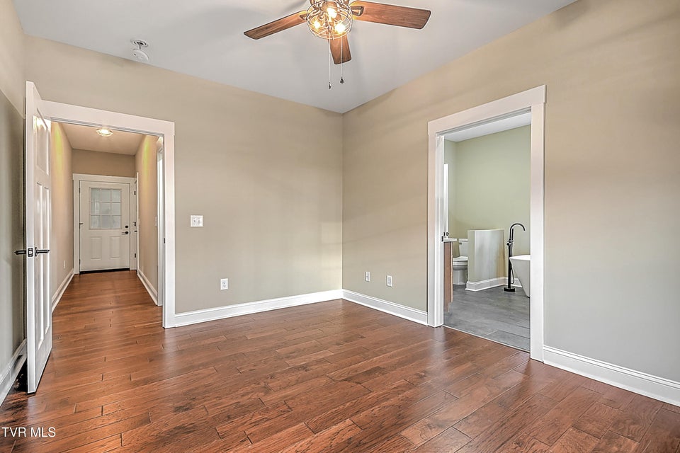 Photo #46: 144 Rosecliff Drive