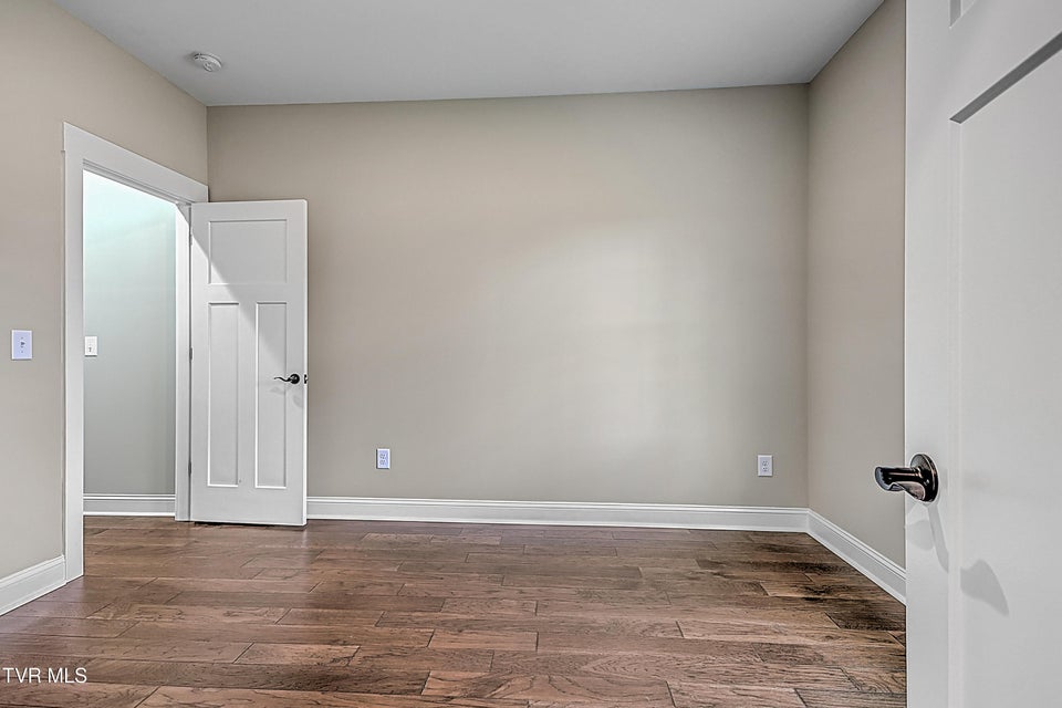Photo #54: 144 Rosecliff Drive