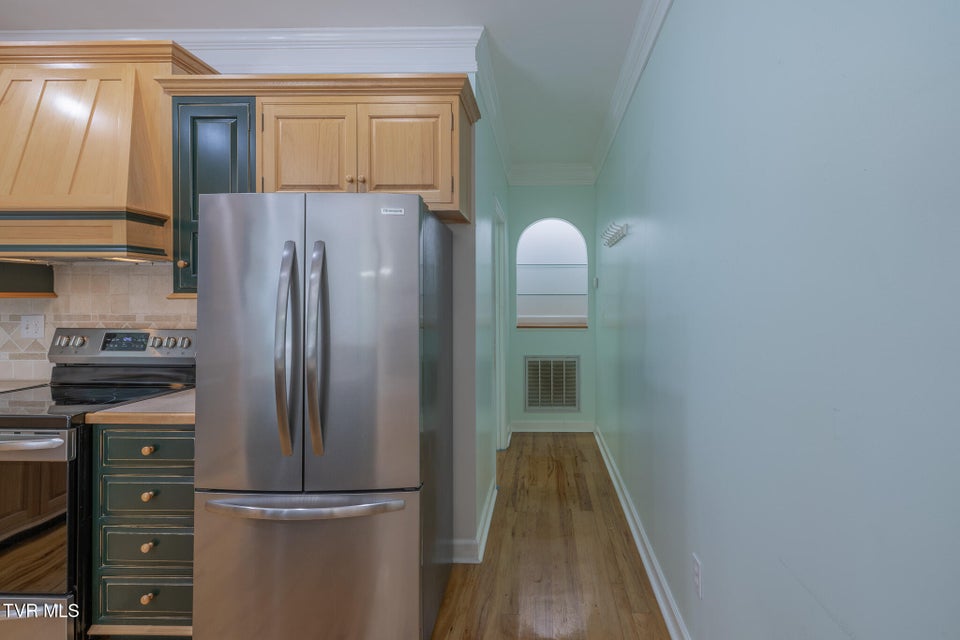 Photo #10: 566 Beechwood Road