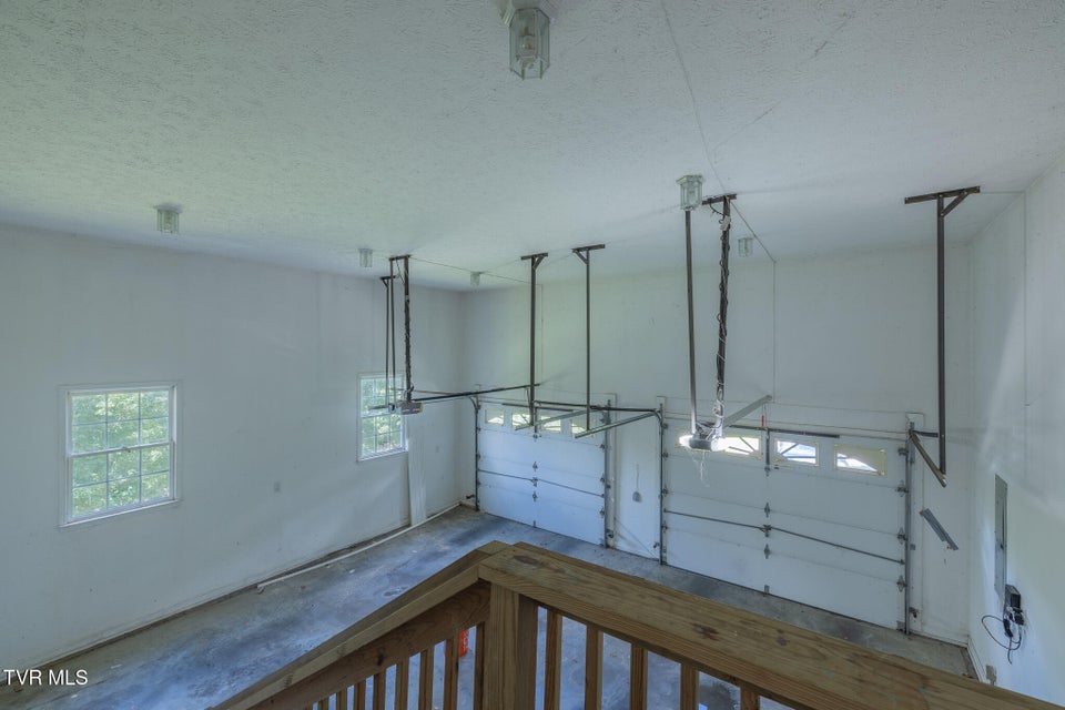 Photo #13: 566 Beechwood Road