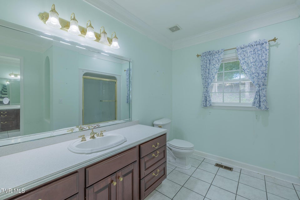 Photo #17: 566 Beechwood Road
