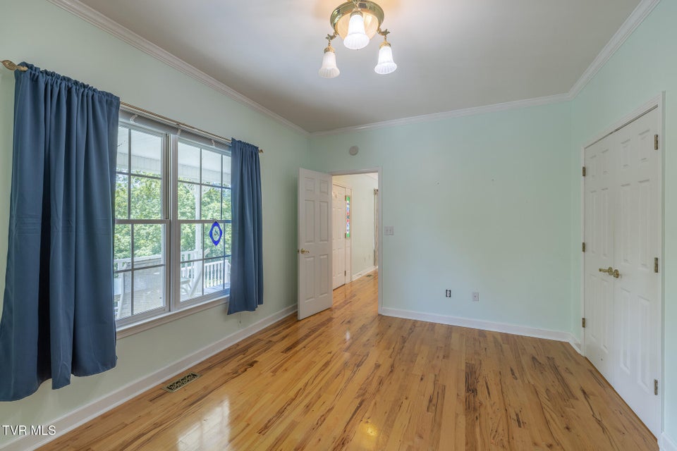 Photo #19: 566 Beechwood Road