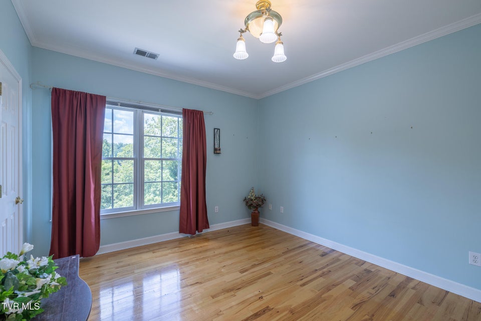 Photo #28: 566 Beechwood Road