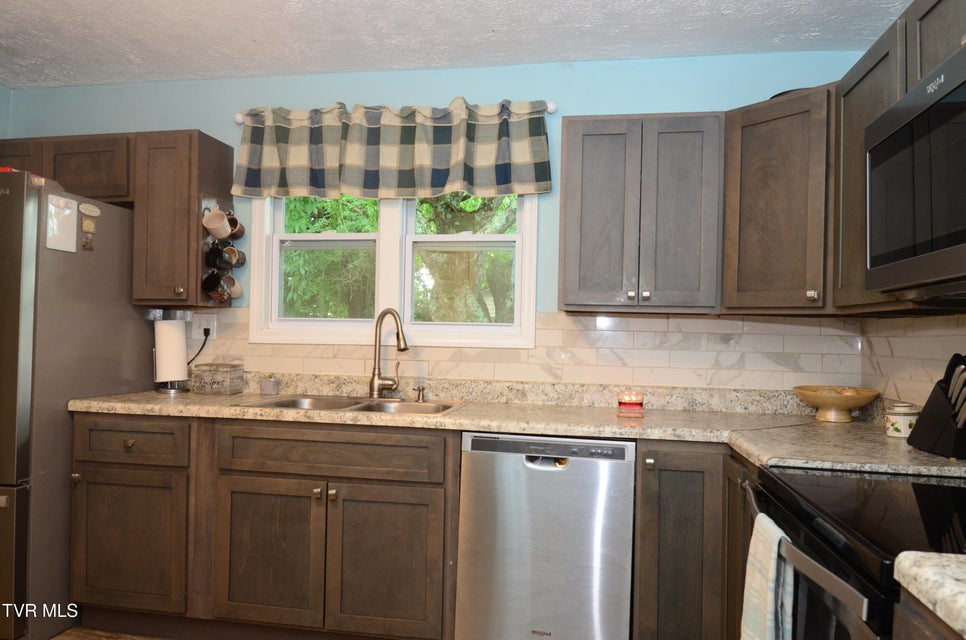 Photo #13: 2165 Steadman Street