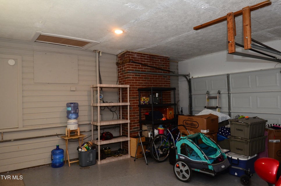 Photo #34: 2165 Steadman Street
