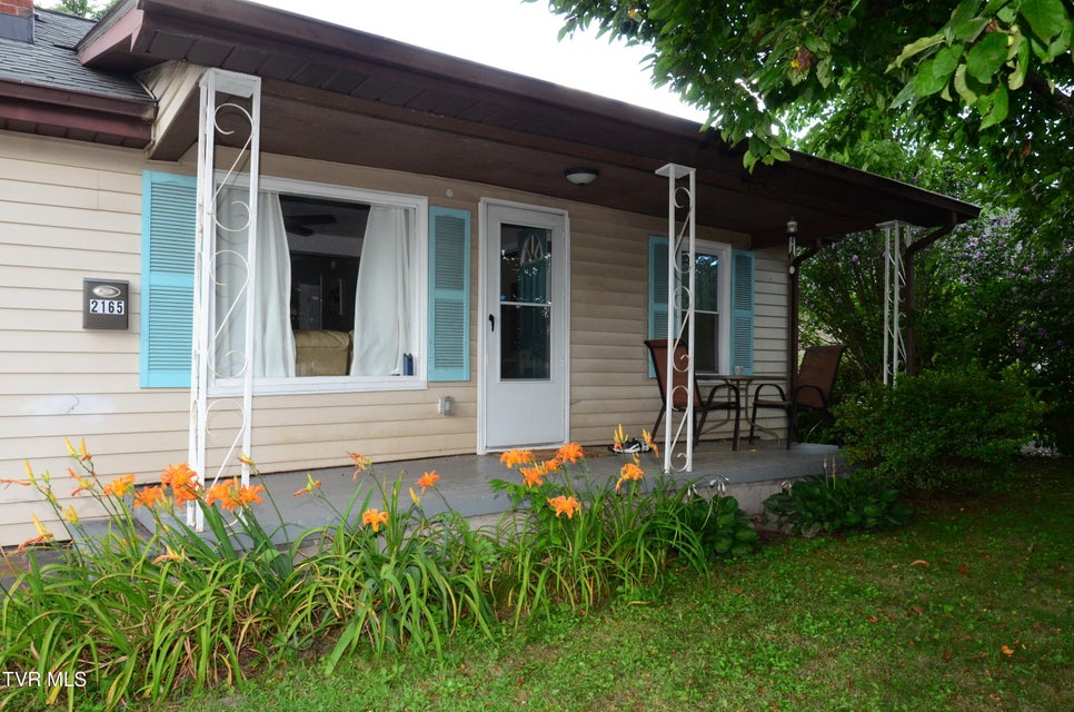 Photo #39: 2165 Steadman Street