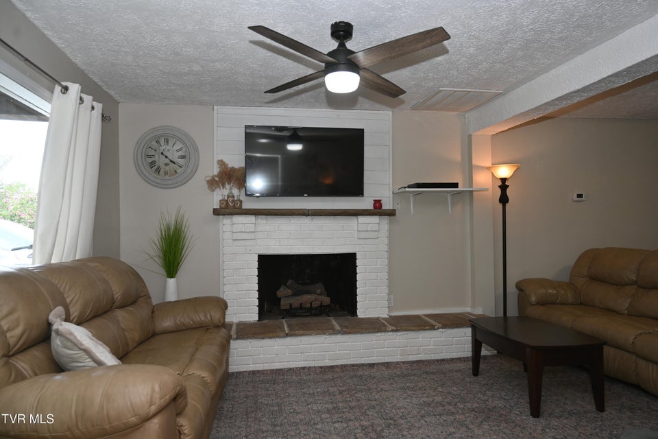 Photo #8: 2165 Steadman Street