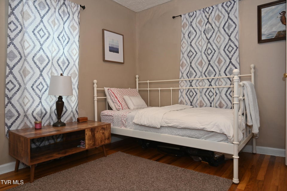 Photo #28: 2165 Steadman Street