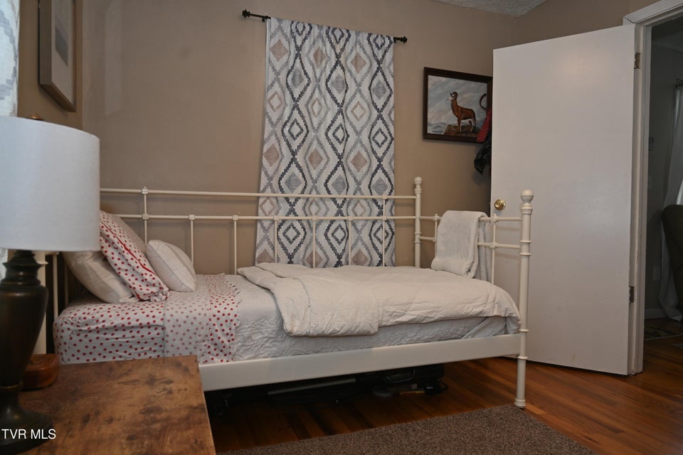 Photo #27: 2165 Steadman Street